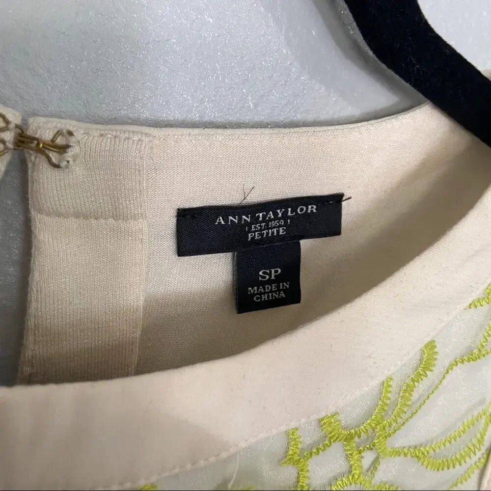 Ann Taylor Sheer Floral Overlay & Appliqué Petite